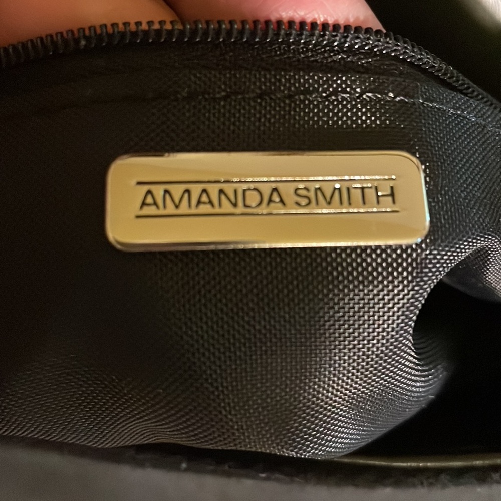 Amanda Smith* Wool Felt Purse* Great Compliment to any LBD event - Picture 2 of 9